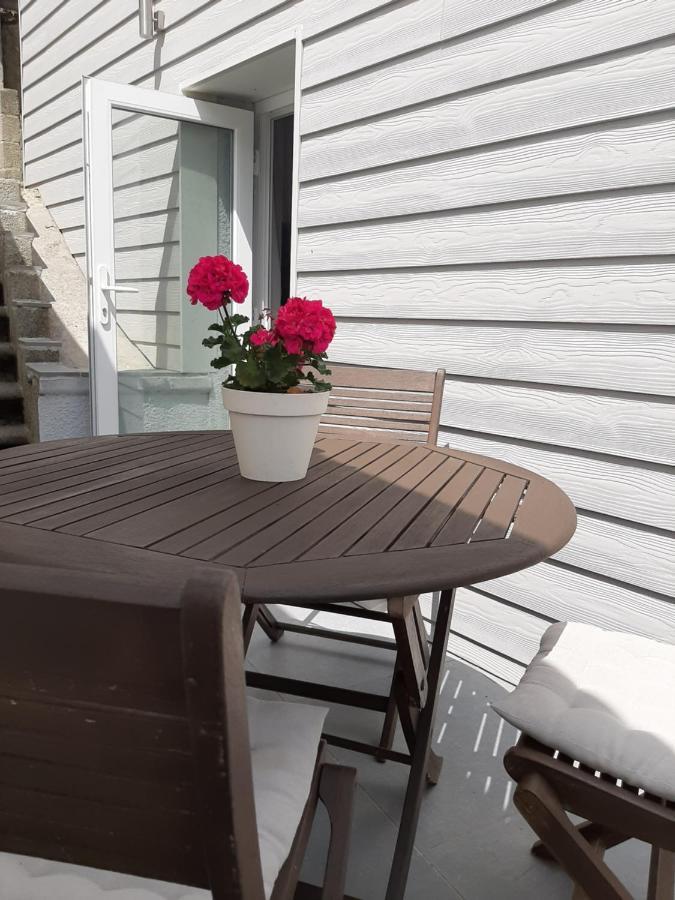 Maison De Campagne En Pierre Bleue-Wifi Et Parking Bousignies-sur-Roc 외부 사진